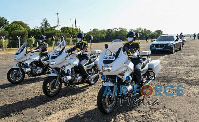 SLAF Utilize Female AF Police Ceremonial Riders for the First Time