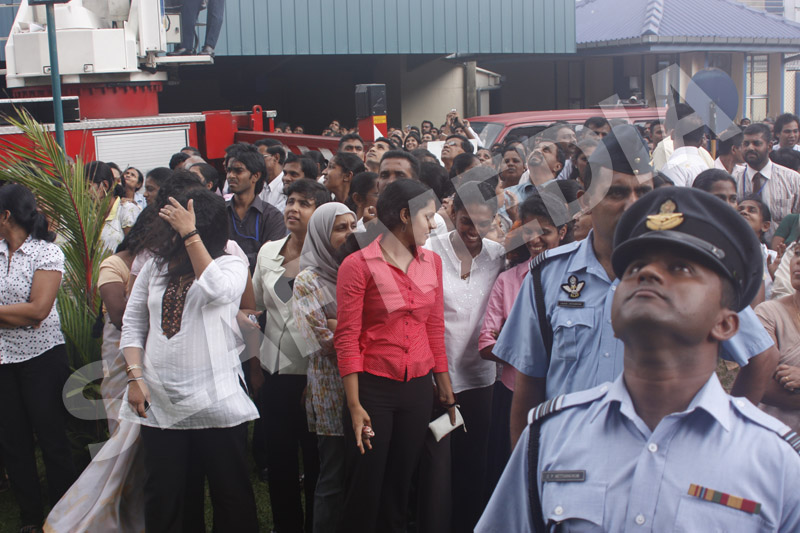 SLAF FIRE FIGHTගුවන් හමුදා ගිණි නිවීමේ ඒකකය ගිණි නිවීමේ පුහුණු සරඹයක් සාර්ථකව නිමකරයි SLAF FIRE FIGHTගුවන් හමුදා ගිණි නිවීමේ ඒකකය ගිණි නිවීමේ පුහුණු සරඹයක් සාර්ථකව නිමකරයි