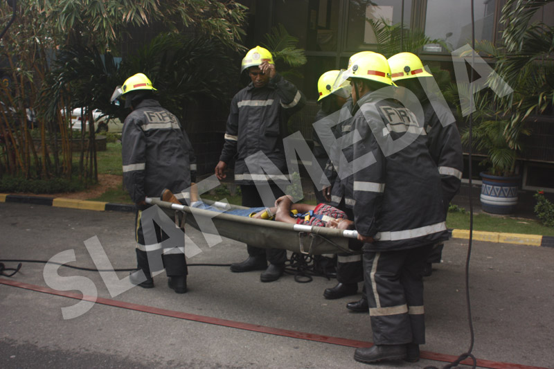 SLAF FIRE FIGHTගුවන් හමුදා ගිණි නිවීමේ ඒකකය ගිණි නිවීමේ පුහුණු සරඹයක් සාර්ථකව නිමකරයි SLAF FIRE FIGHTගුවන් හමුදා ගිණි නිවීමේ ඒකකය ගිණි නිවීමේ පුහුණු සරඹයක් සාර්ථකව නිමකරයි
