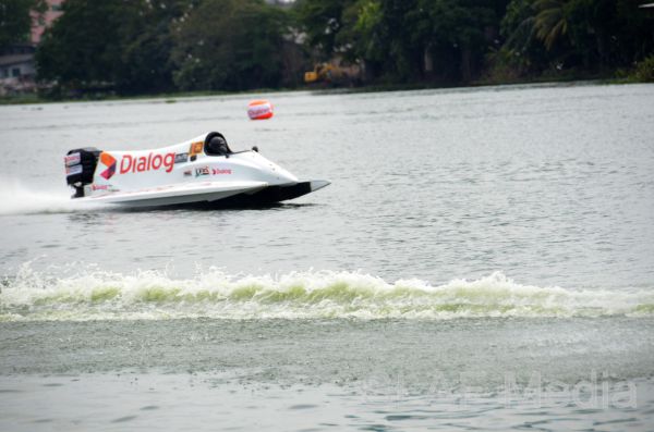 SRI LANKA AIR FORCE TAKES TO ‘SPEED’ ON THE WATER