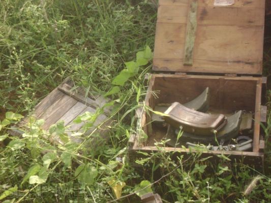 SLAF Recovers a Hidden Stock of Munitions and a Weapon