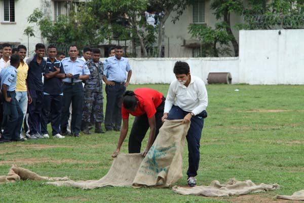 SLAF Station Colombo ‘Bak Maha Ulela’ 2010 SLAF Station Colombo ‘Bak Maha Ulela’ 2010