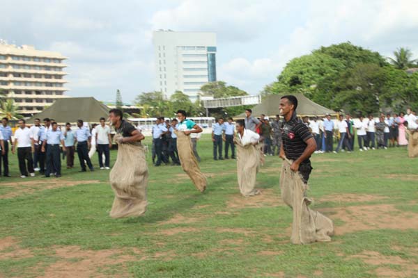 SLAF Station Colombo ‘Bak Maha Ulela’ 2010 SLAF Station Colombo ‘Bak Maha Ulela’ 2010