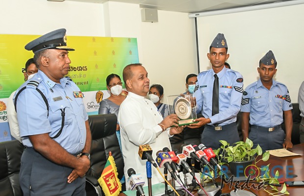 SLAF RECORD BREAKING SWIMMER HONOURED BY ENVIRONMENTAL MINISTER