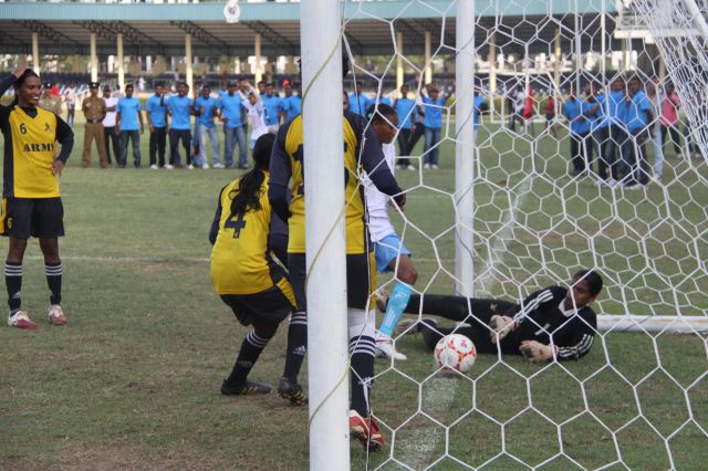 SLAF_Womens_Football Debut Performance