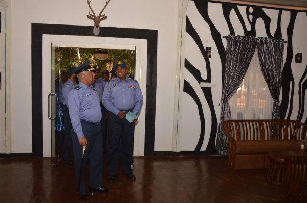 Commander Visits Sri Lanka Air Force Regiment Training School, Vanni