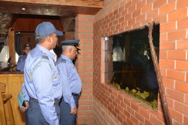 Commander Visits Sri Lanka Air Force Regiment Training School, Vanni