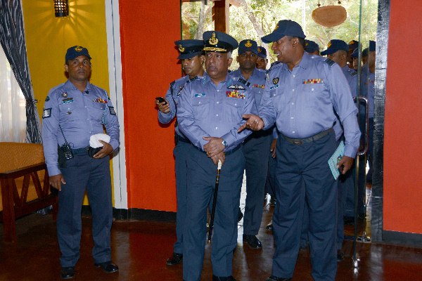 Commander Visits Sri Lanka Air Force Regiment Training School, Vanni
