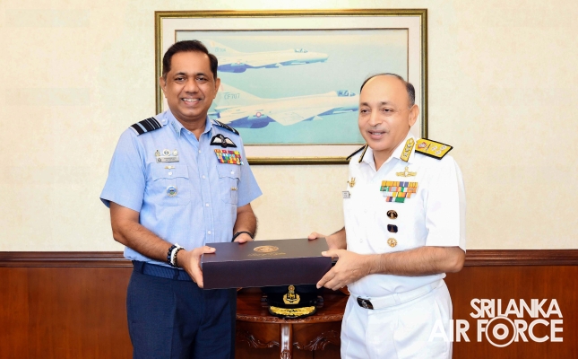 THE FLAG OFFICER COMMANDER - IN - CHIEF, SOUTHERN NAVAL COMMAND OF INDIAN NAVY CALLS ON THE COMMANDER OF THE SRI LANKA AIR FORC