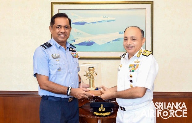 THE FLAG OFFICER COMMANDER - IN - CHIEF, SOUTHERN NAVAL COMMAND OF INDIAN NAVY CALLS ON THE COMMANDER OF THE SRI LANKA AIR FORC
