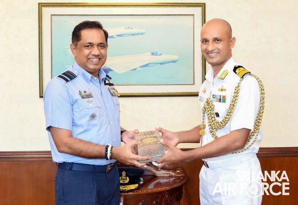 THE FLAG OFFICER COMMANDER - IN - CHIEF, SOUTHERN NAVAL COMMAND OF INDIAN NAVY CALLS ON THE COMMANDER OF THE SRI LANKA AIR FORC