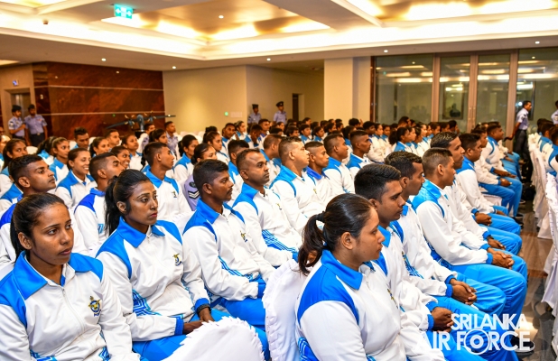 OUTSTANDING
SPORTS ACHIEVERS FELICITATED BY THE COMMANDER
