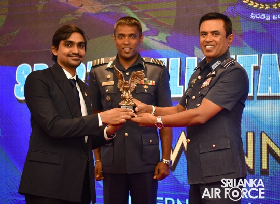 OUTSTANDING
SPORTS ACHIEVERS FELICITATED BY THE COMMANDER