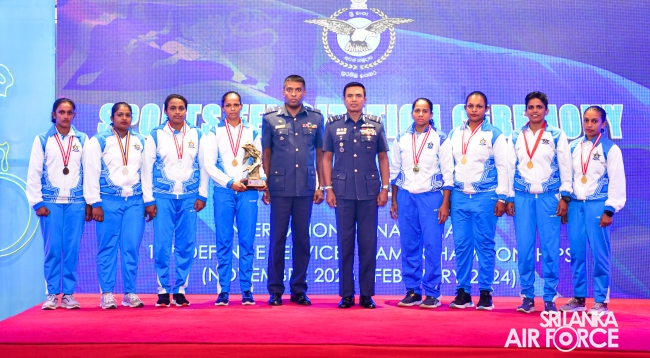 OUTSTANDING
SPORTS ACHIEVERS FELICITATED BY THE COMMANDER