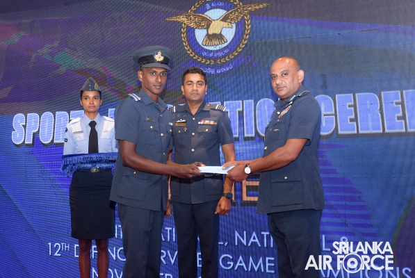 OUTSTANDING
SPORTS ACHIEVERS FELICITATED BY THE COMMANDER