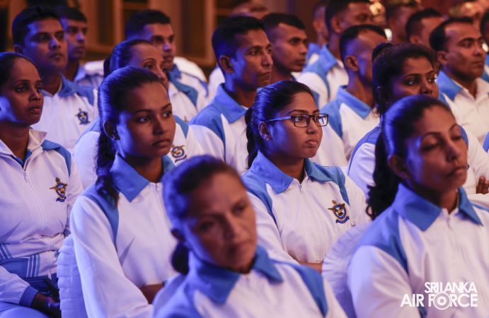 OUTSTANDING SPORTS ACHIEVERS FELICITATED BY THE AIR CHIEF