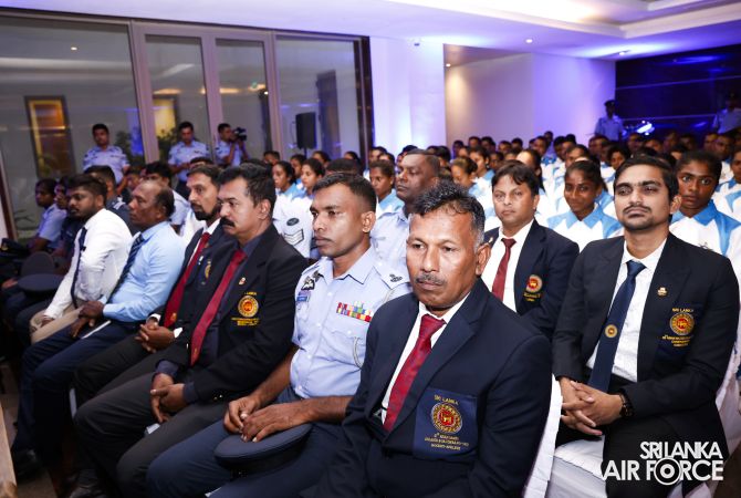 OUTSTANDING SPORTS ACHIEVERS FELICITATED BY THE AIR CHIEF