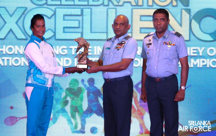 OUTSTANDING SPORTS ACHIEVERS FELICITATED BY THE AIR CHIEF