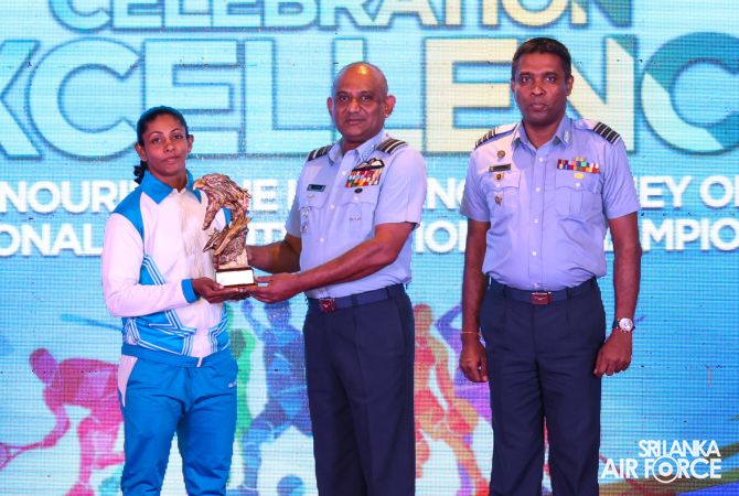 OUTSTANDING SPORTS ACHIEVERS FELICITATED BY THE AIR CHIEF