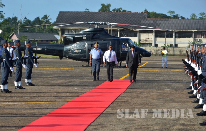 State Minister of Defence Visits SLAF Station Katukurunda