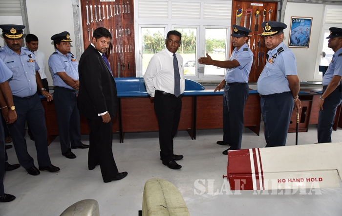 State Minister of Defence Visits SLAF Station Katukurunda