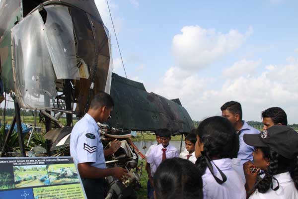 Students from Mannar Visit SLAF Museum