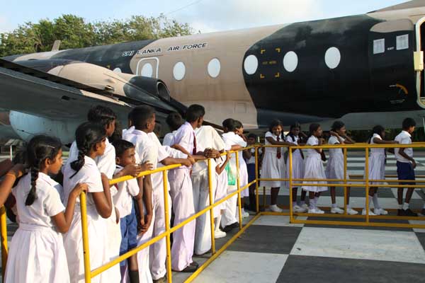 Students from Mannar Visit SLAF Museum