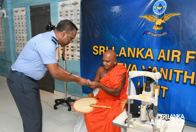 SLAF SEVA VANITHA UNIT ORGANIZES EYE CLINIC AT NAMAL POKUNA TEMPLE BENEFITING OVER 500 INDIVIDUALS