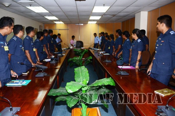 The Chairperson SLAF Seva Vanitha Unit Addresses the Seva Vanitha Officer I/Cs
