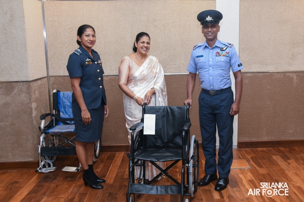 SLAF SEVA VANITHA UNIT DONATES MOBILITY AIDS TO SUPPORT SLAF PERSONNEL