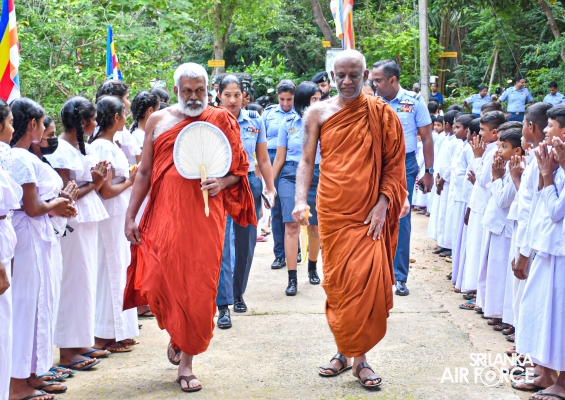 SLAF SEVA VANITHA UNIT SUPPORTS DESERVED STUDENTS OF SIRI SADAHAM PUBUDU DHAMMA SCHOOL IN DIMBULAGALA