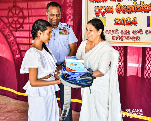 SLAF SEVA VANITHA UNIT SUPPORTS DESERVED STUDENTS OF SIRI SADAHAM PUBUDU DHAMMA SCHOOL IN DIMBULAGALA