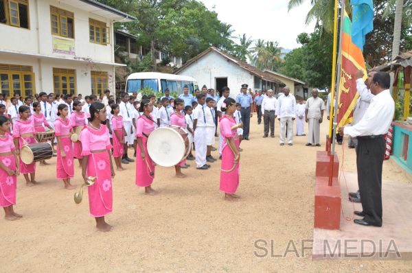 ගුවන් හමුදා සේවා වනිතා ඒකකය ලෝක ලමා දිනය සමරයි