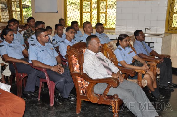 ගුවන් හමුදා සේවා වනිතා ඒකකය ලෝක ලමා දිනය සමරයි