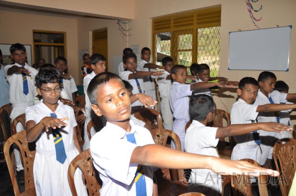 ගුවන් හමුදා සේවා වනිතා ඒකකය ලෝක ලමා දිනය සමරයි