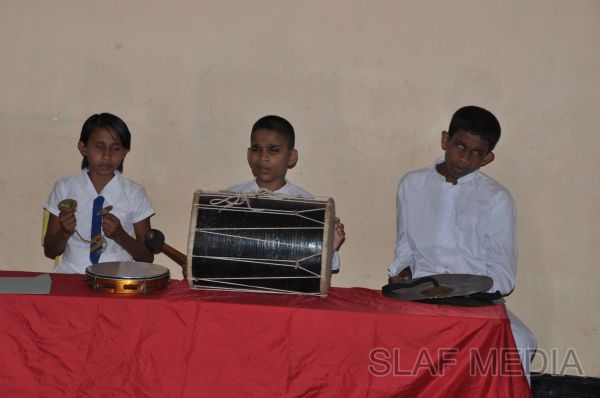 ගුවන් හමුදා සේවා වනිතා ඒකකය ලෝක ලමා දිනය සමරයි