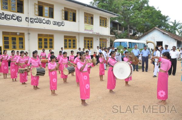 ගුවන් හමුදා සේවා වනිතා ඒකකය ලෝක ලමා දිනය සමරයි