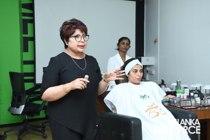 RENOWNED BEAUTICIAN CHANDANI BANDARA CONDUCTS SPECIAL BRIDAL STYLING WORKSHOP FOR SLAF BEAUTICIANS