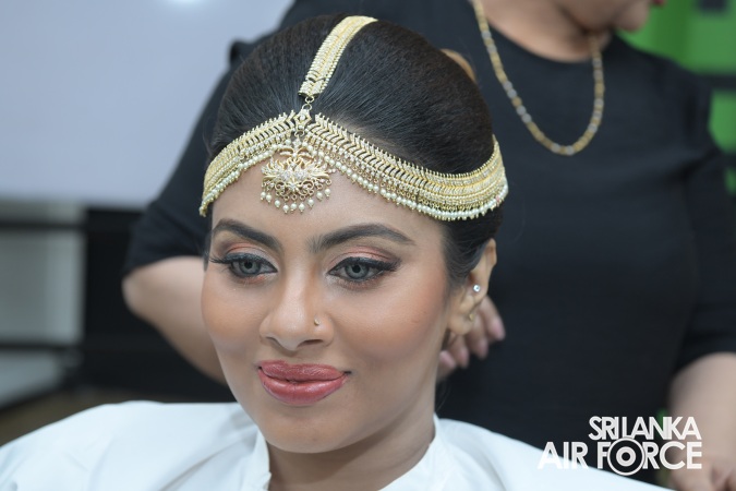 RENOWNED BEAUTICIAN CHANDANI BANDARA CONDUCTS SPECIAL BRIDAL STYLING WORKSHOP FOR SLAF BEAUTICIANS