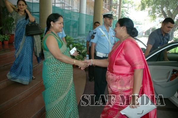 Commander Visits India