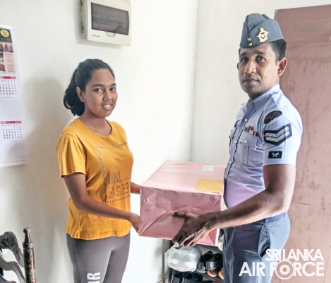 DONATION OF STATIONERY ITEMS AND SPECIAL GIFT PACKS BY AIR FORCE SEVA VANITHA UNIT