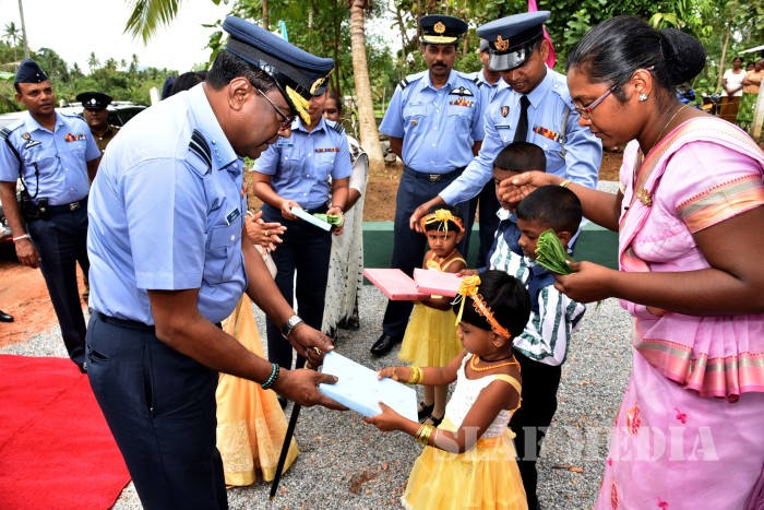 Handing Over of 18th ‘Guwan Lak Sevana’ House