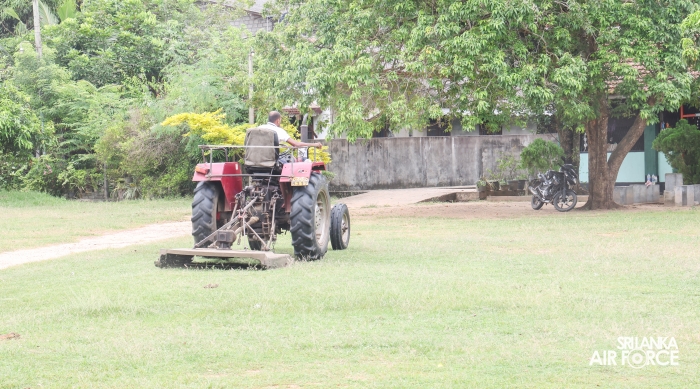 SEVA VANITHA UNIT OF SLAF BASE KATUNAYAKE CONDUCTS SHRAMADANA CAMPAIGN AND HEALTH AWARENESS PROGRAMME