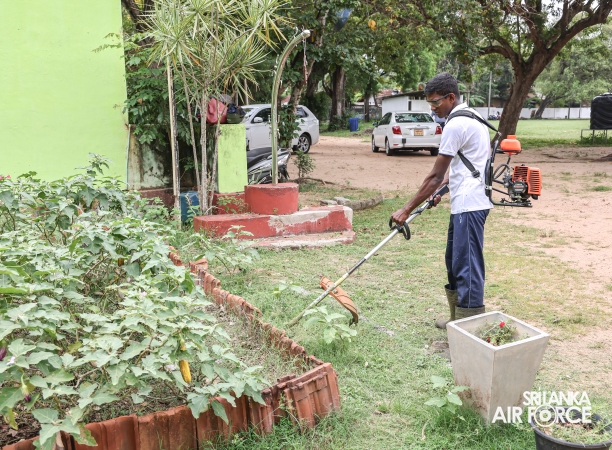 SEVA VANITHA UNIT OF SLAF BASE KATUNAYAKE CONDUCTS SHRAMADANA CAMPAIGN AND HEALTH AWARENESS PROGRAMME