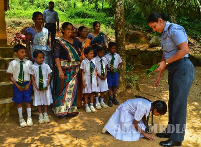 SLAF
SVU visits Gangulwitiya Vidyalaya, Rathnapura
