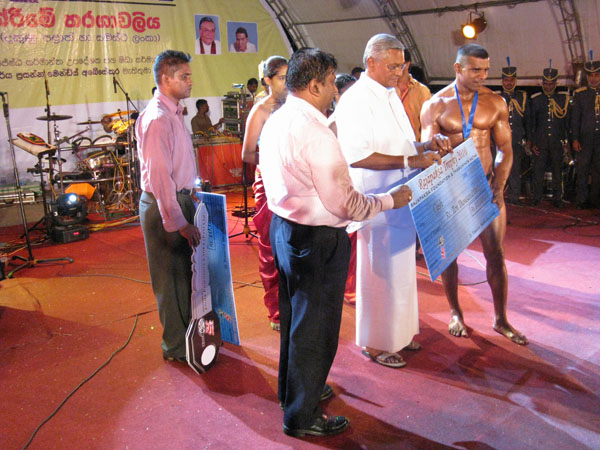 ගුවන් හමුදාව Air Force musclemen emerge champions at Hambanthota