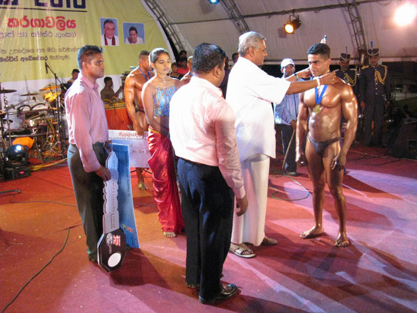 ගුවන් හමුදාව Air Force musclemen emerge champions at Hambanthota