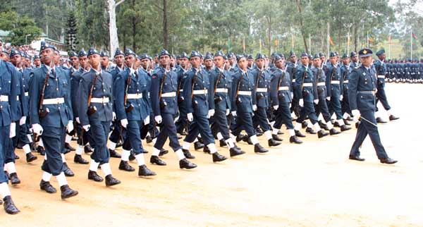 The SLAF Strengthens its
Cadre The SLAF Strengthens its Cadre