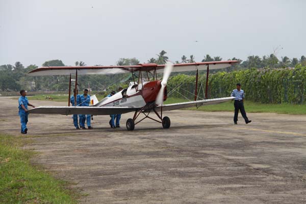 The Tiger Moth and Chipmunk Take to the Skies This Saturday