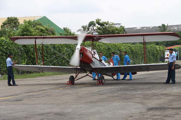 The Tiger Moth and Chipmunk Take to the Skies This Saturday